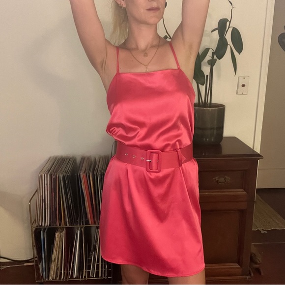 Zara Hot Pink Mod Silky Mini Dress with Belt - Picture 4 of 5